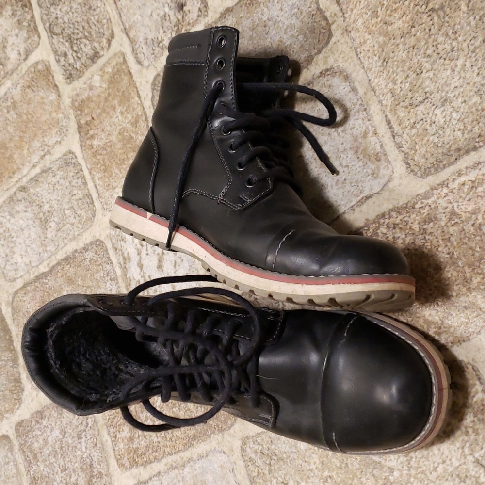 Mens Call it Spring fashion boots black 9.5 us